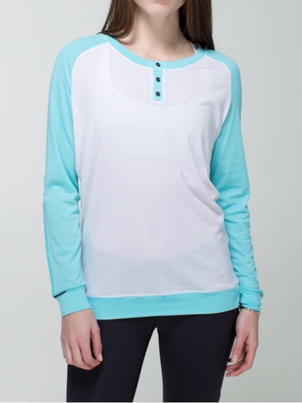 Lululemon Runamuck Long Sleeve Henley Top White / Heathered Angel Blue Size 6